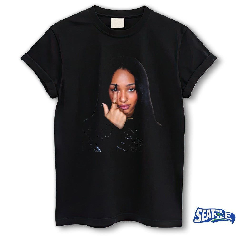 2026 Manon Middle Finger Portrait shirt