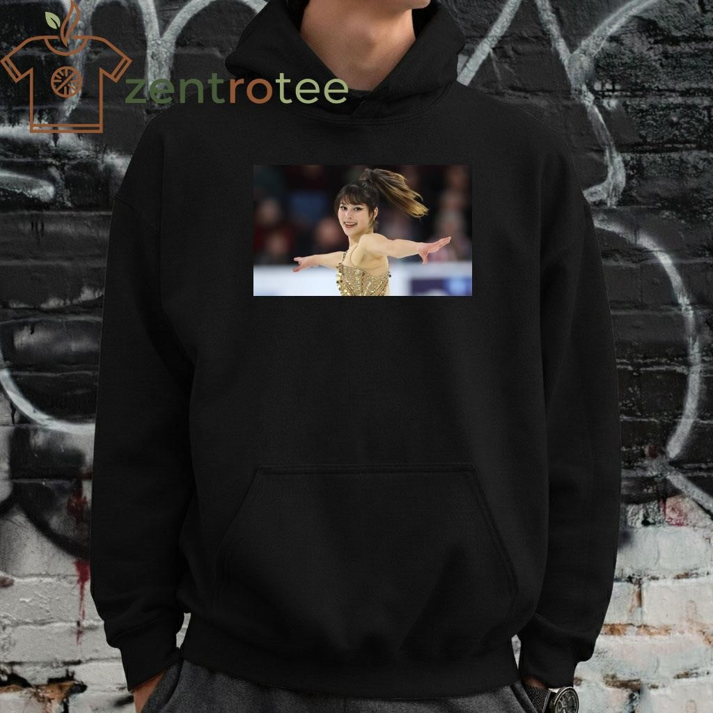 Alysa Liu moment beauti photo shirt