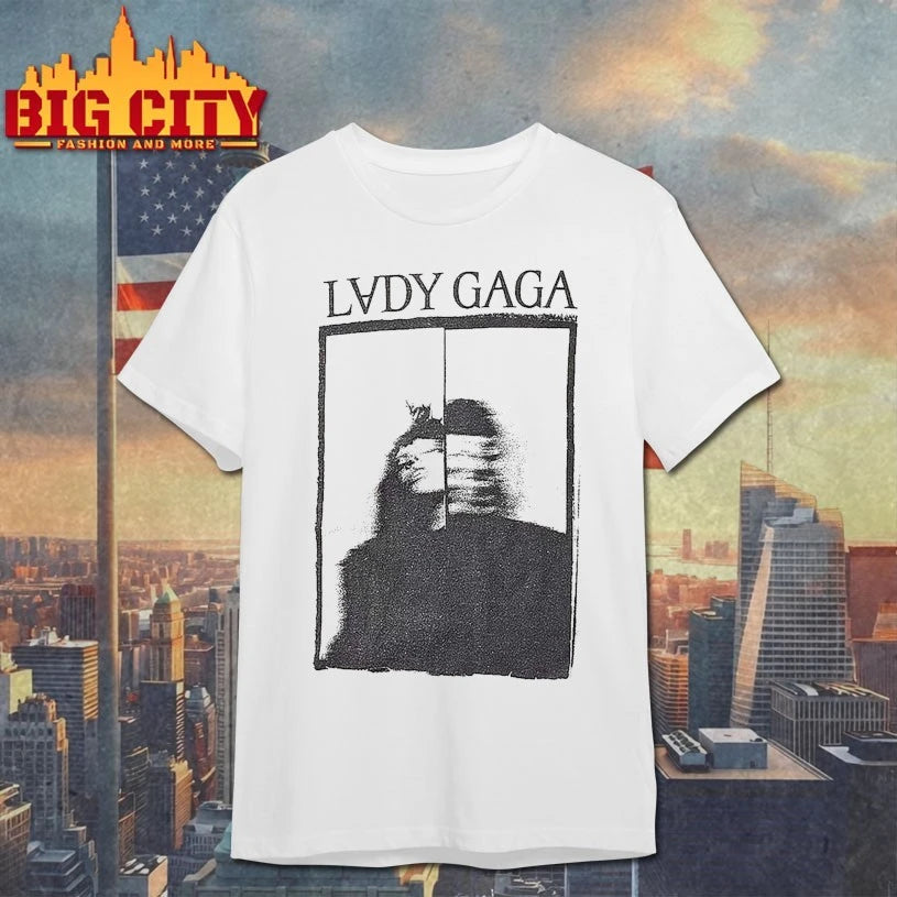 Amanda Bynes Lady Gaga shirt