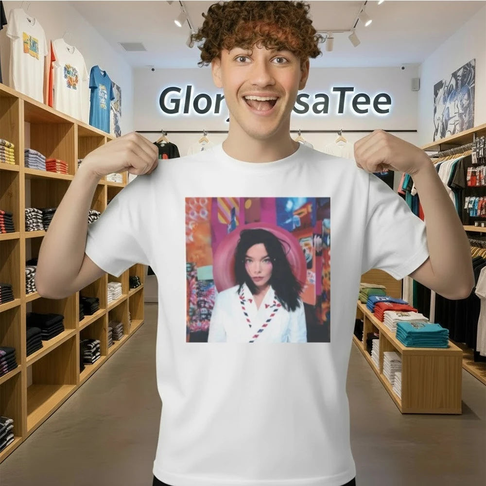 Anne Hathaway Björk Shirt