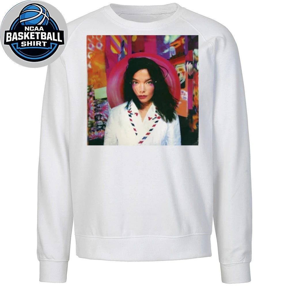 Anne Hathaway Björk The Devil Wears Prada 2 2026 Shirt