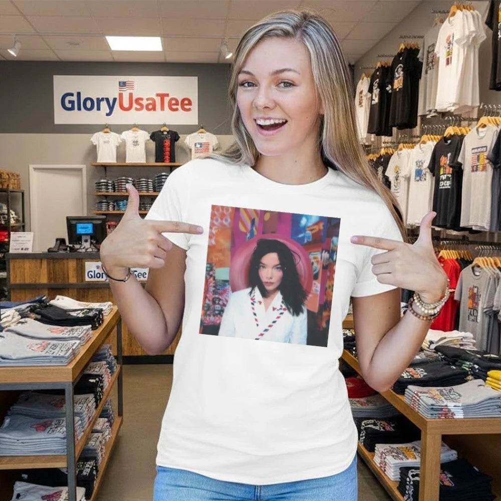 Anne Hathaway Björk Shirt