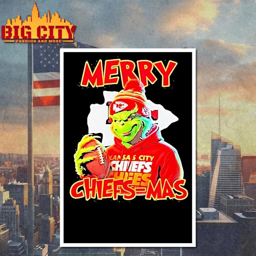 Grinch Holding Football Kansas City Chiefs Merry Chiefsmas Shirt