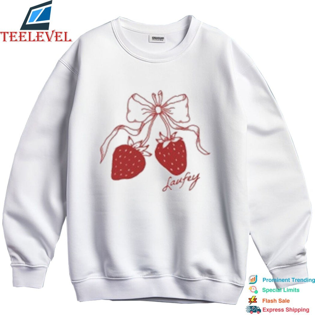 Laufey Strawberry T-shirts