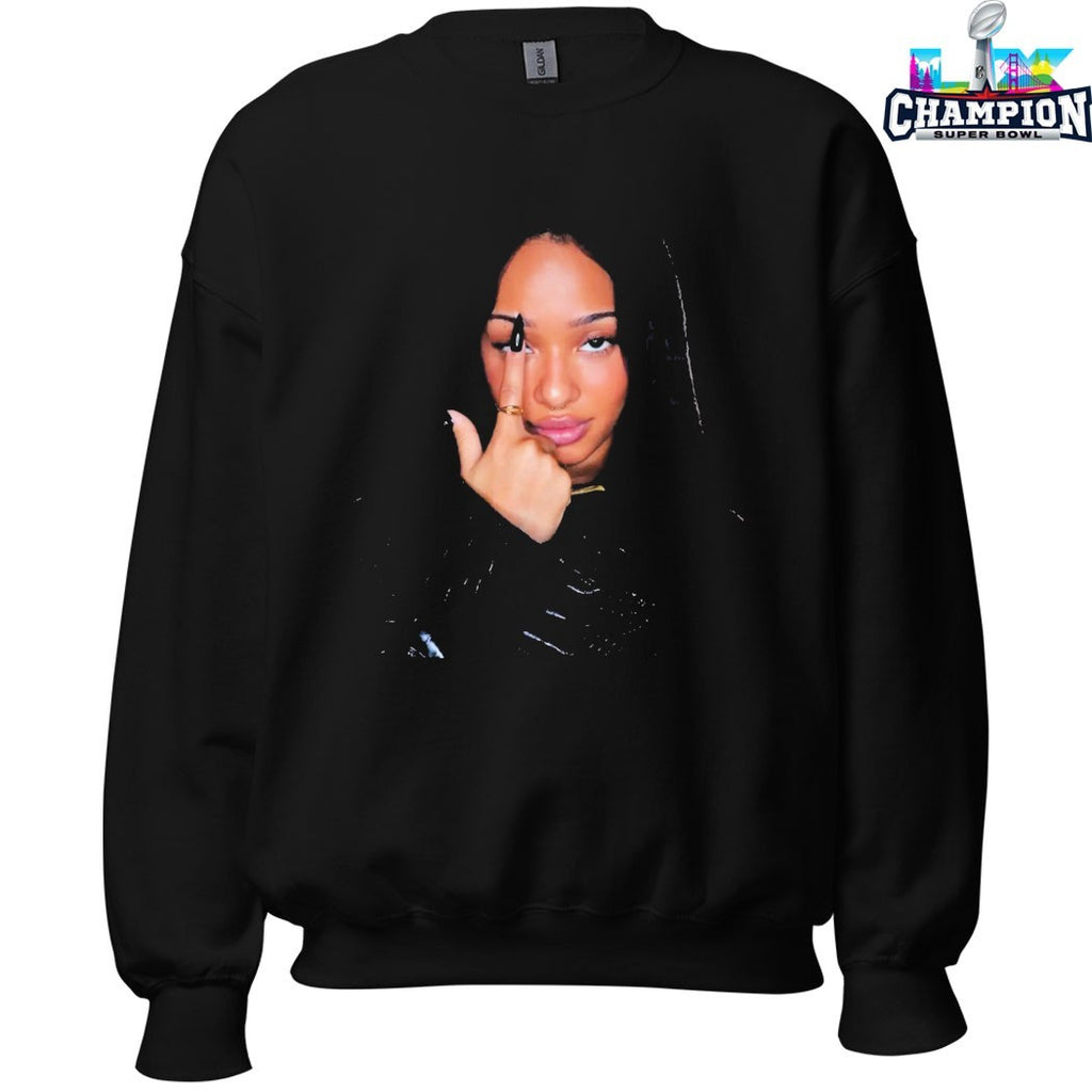 Lil Tay Manon Manon Middle Finger T-Shirts