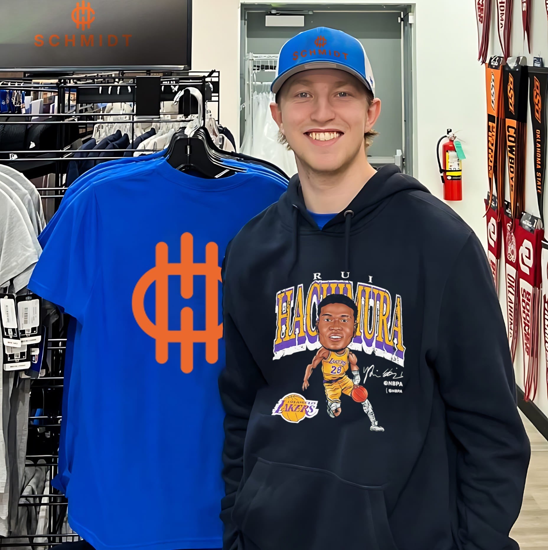 Los Angeles Lakers Rui Hachimura big head shirt