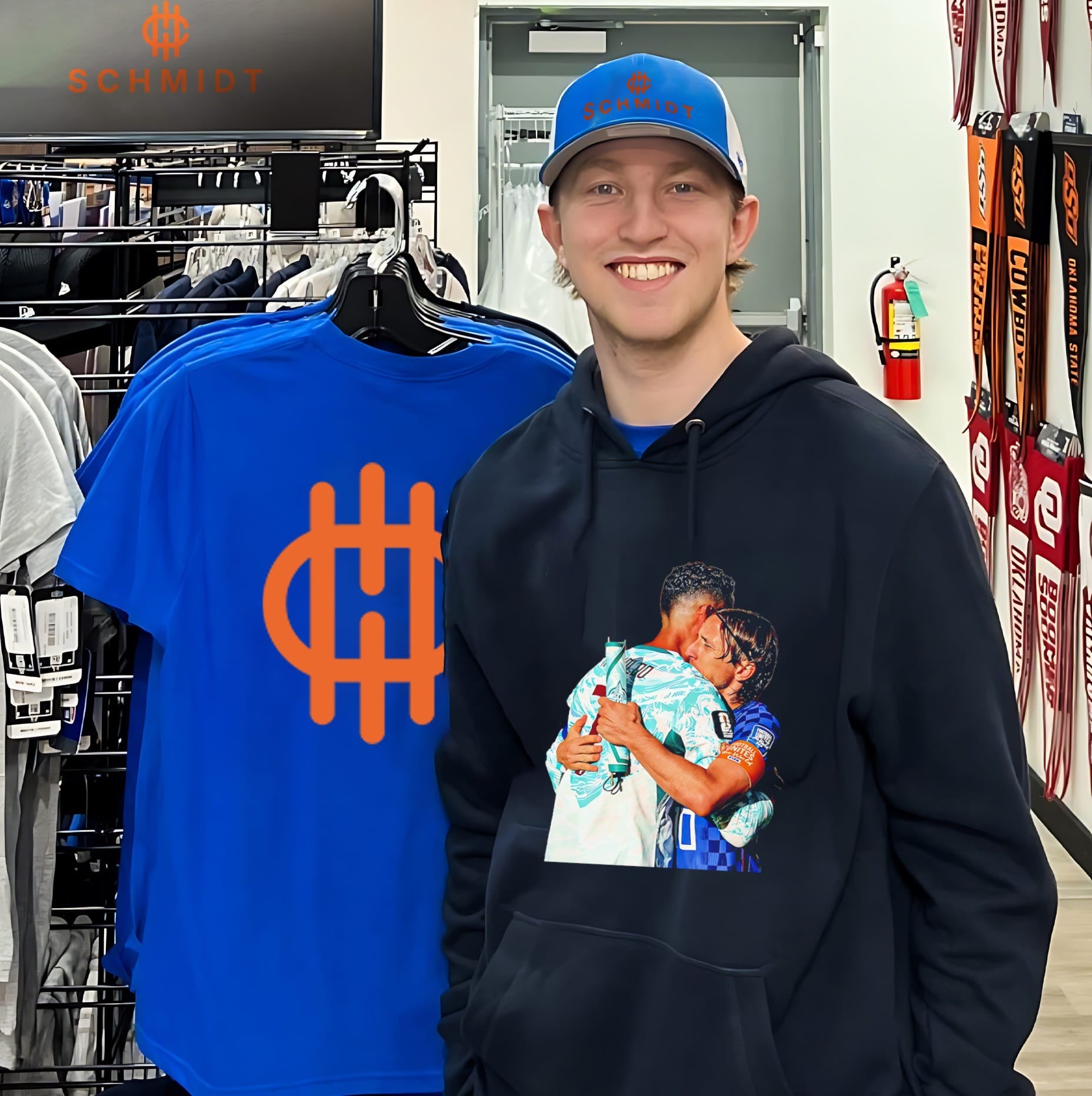 Luka Modric and Cristiano Ronaldo hugging moment shirt