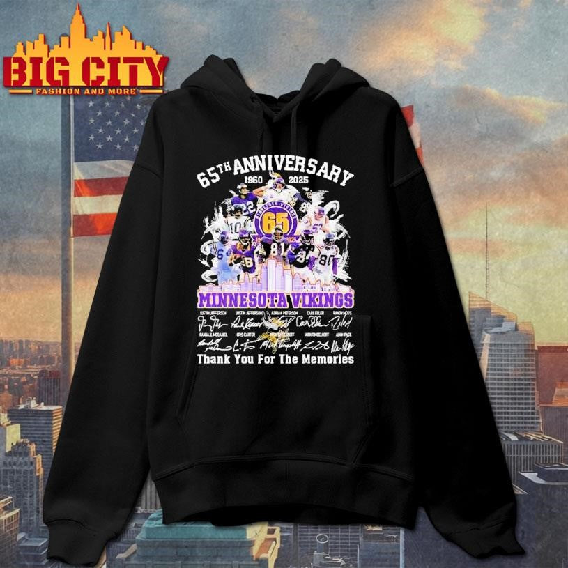 Minnesota Vikings 65th Anniversary 1960-2025 Skyline Signatures Thank You For The Memories Shirt