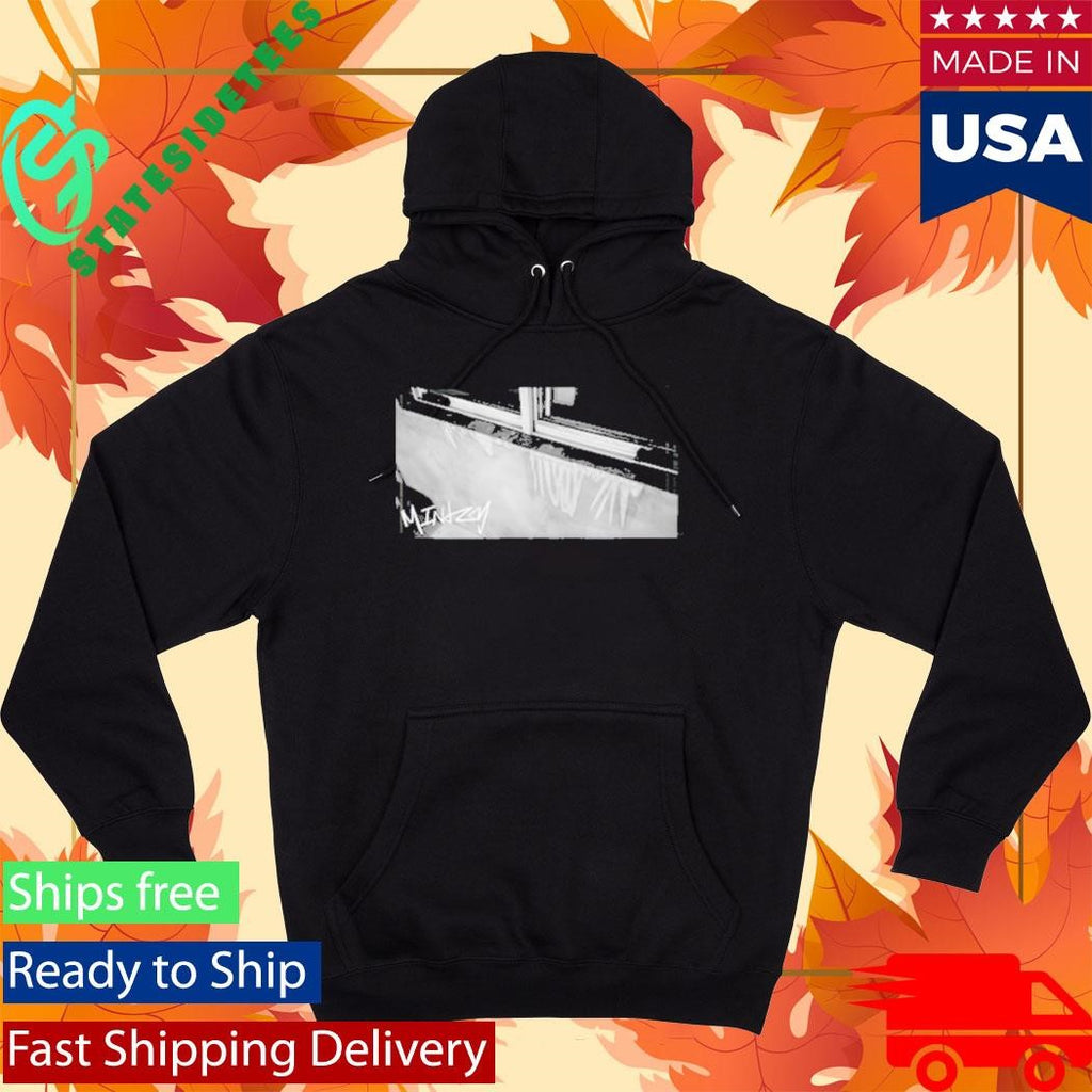 Mintzy Window T-Shirt