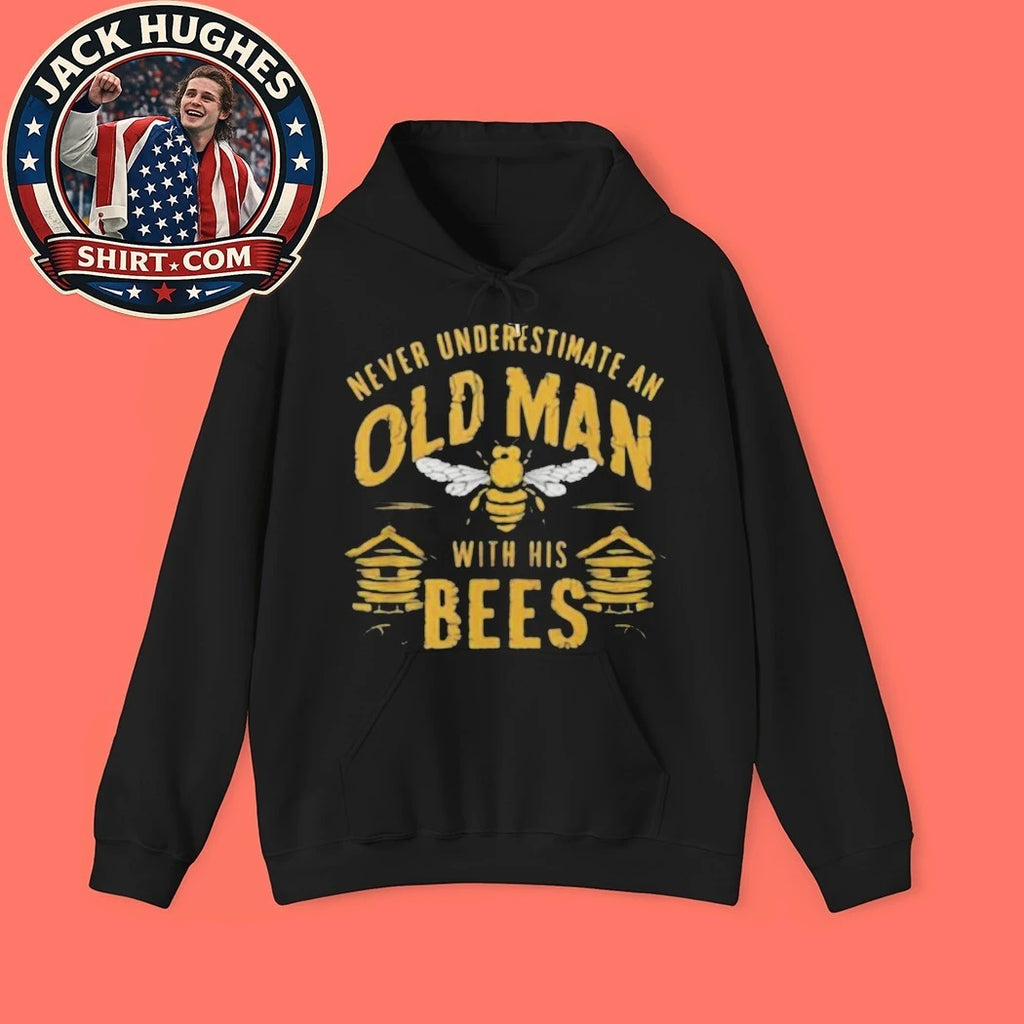 Never Underestimate An Old Man With His Bees Beekeeping Father Day Gift Shirt