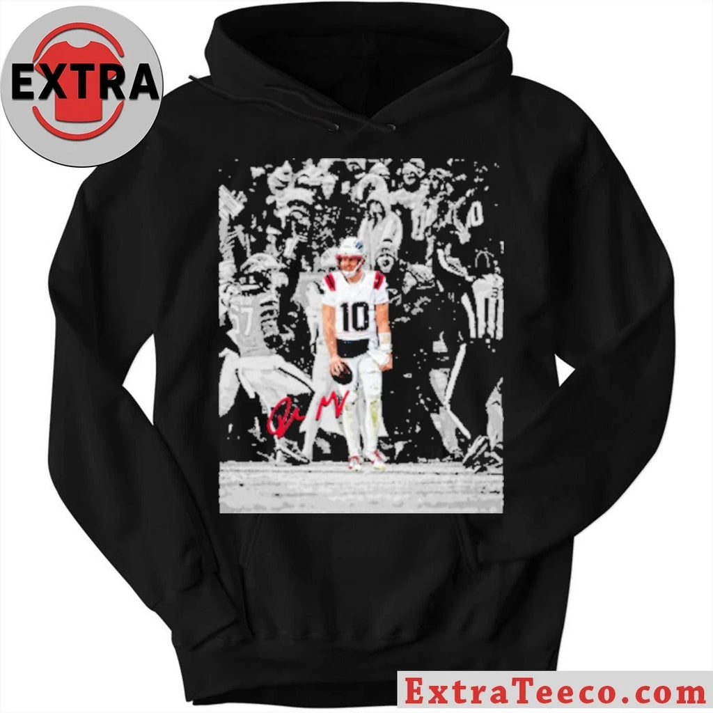 Official Drake Maye Through the snow Winter Game Day T-Shirt