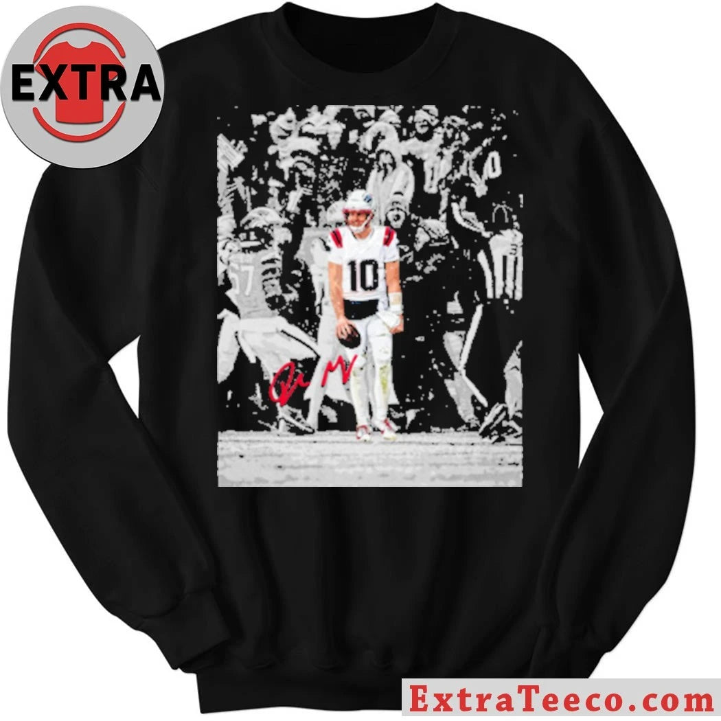 Official Drake Maye Through the snow Winter Game Day T-Shirt