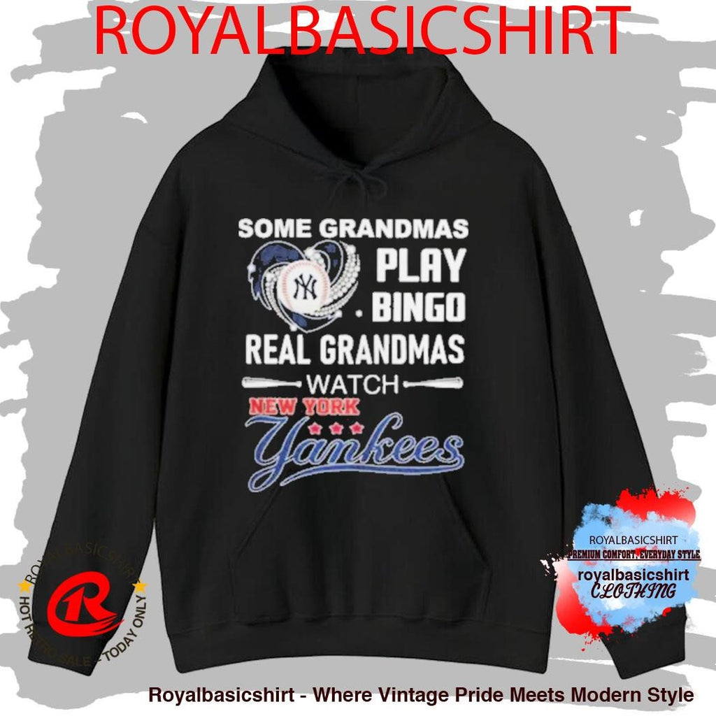 Real Grandmas Watch New York Yankees Baseball Heart Shirt