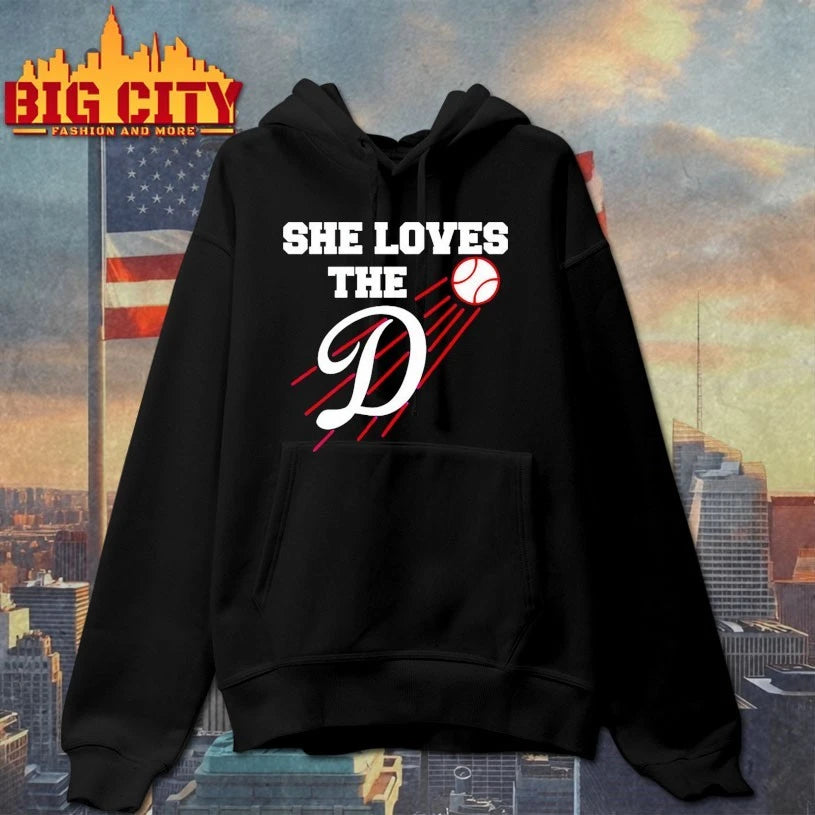 She loves the D style Los Angeles Dodgers baseball logo T-shirt