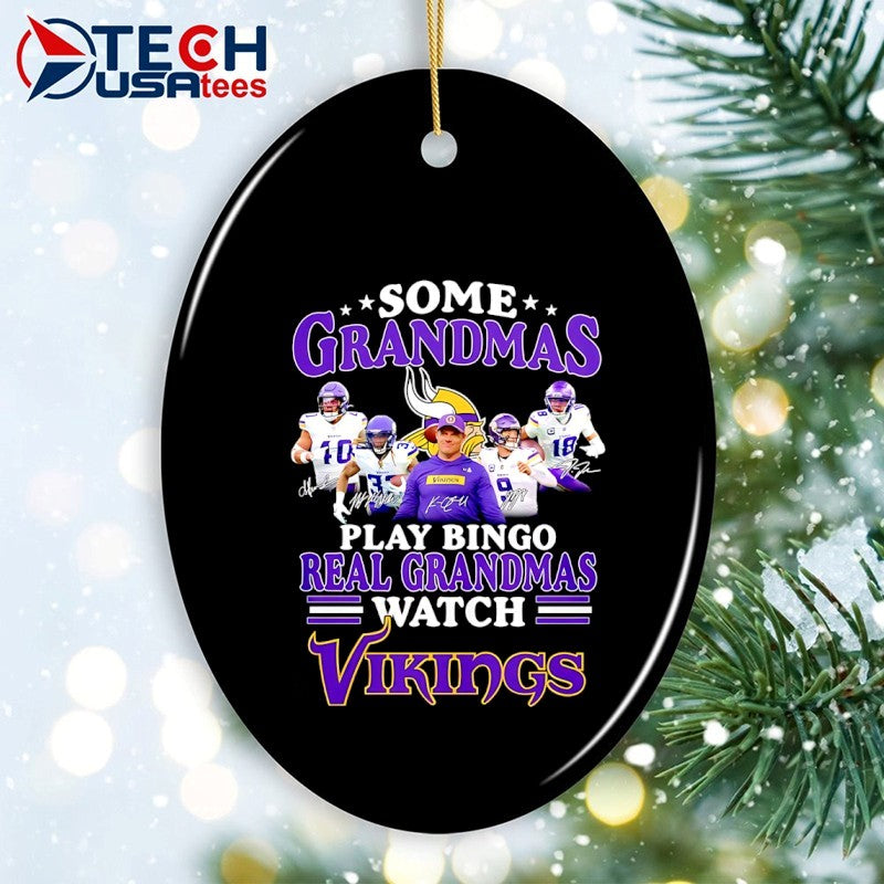 Some grandmas play bingo real grandmas watch Minnesota Vikings signatures shirt