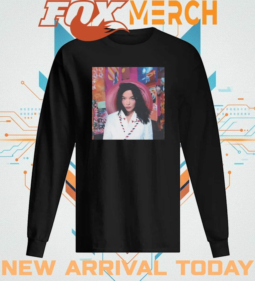 Anne hathaway björk t-shirt
