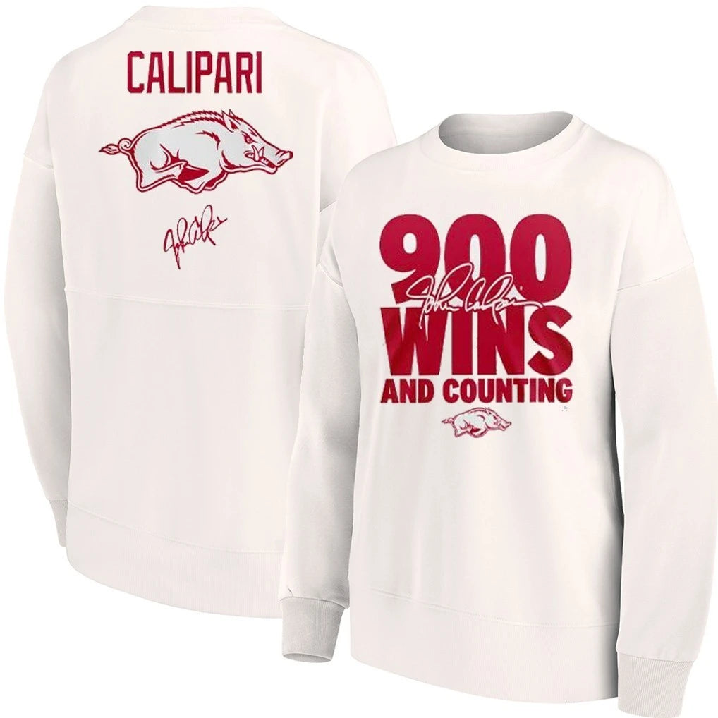 Arkansas Razorbacks Basketball Coach John Calipari 900 wins and counting T-Shirt