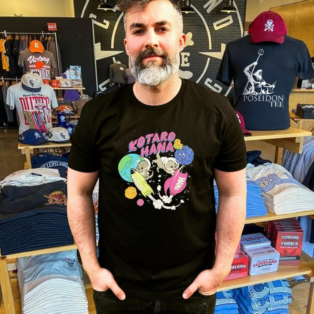 Kotsumet Kotaro Hana Space Otters T-shirt