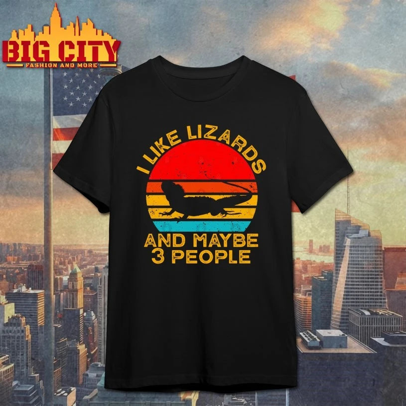 Official I Like Lizards and Maybe 3 People vintage T-shirt