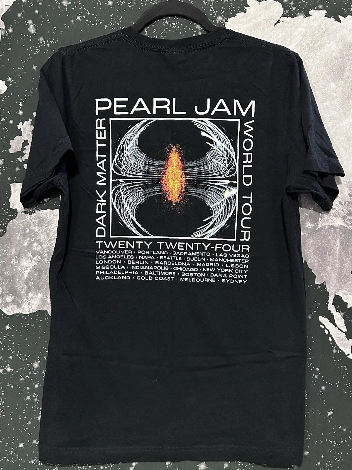 Pearl Jam Dark Matter World Tour Shirt Good Condition Size Large