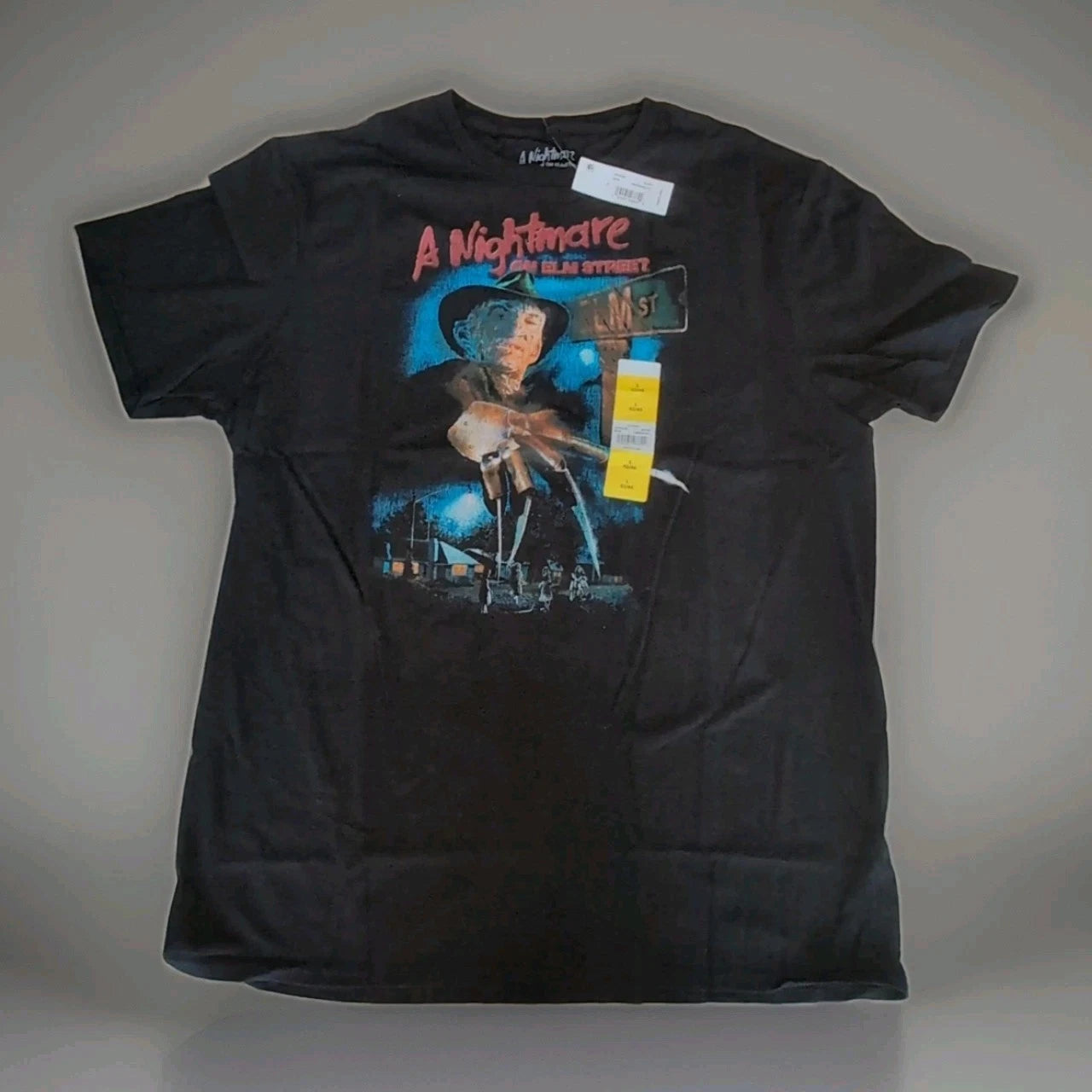 A Nightmare on Elm Street T-Shirt Adult Large Horror Movie Freddy Krueger - NWT