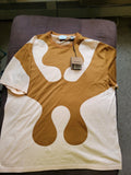 Burberry  pastel peach oversized t-shirt  (medium)