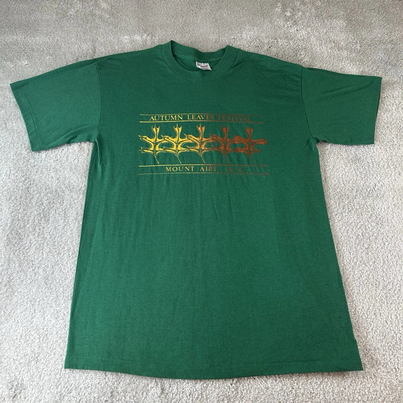 Vintage 80s Autumn Leaves Festival Mount Airy North Carolina Fall T-Shirt XL