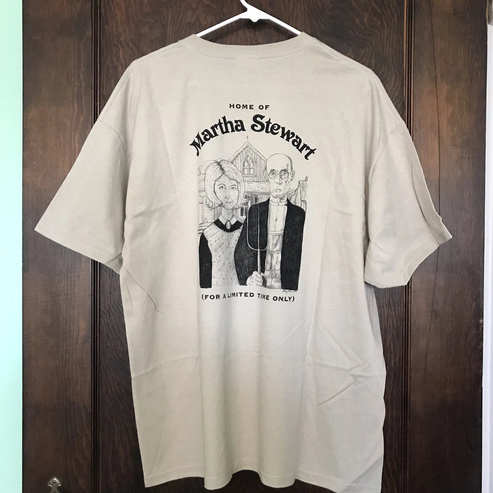 BRAND NEW Martha Stewart Novelty Crew Neck Short-Sleeve T-Shirt (Khaki) Size XL