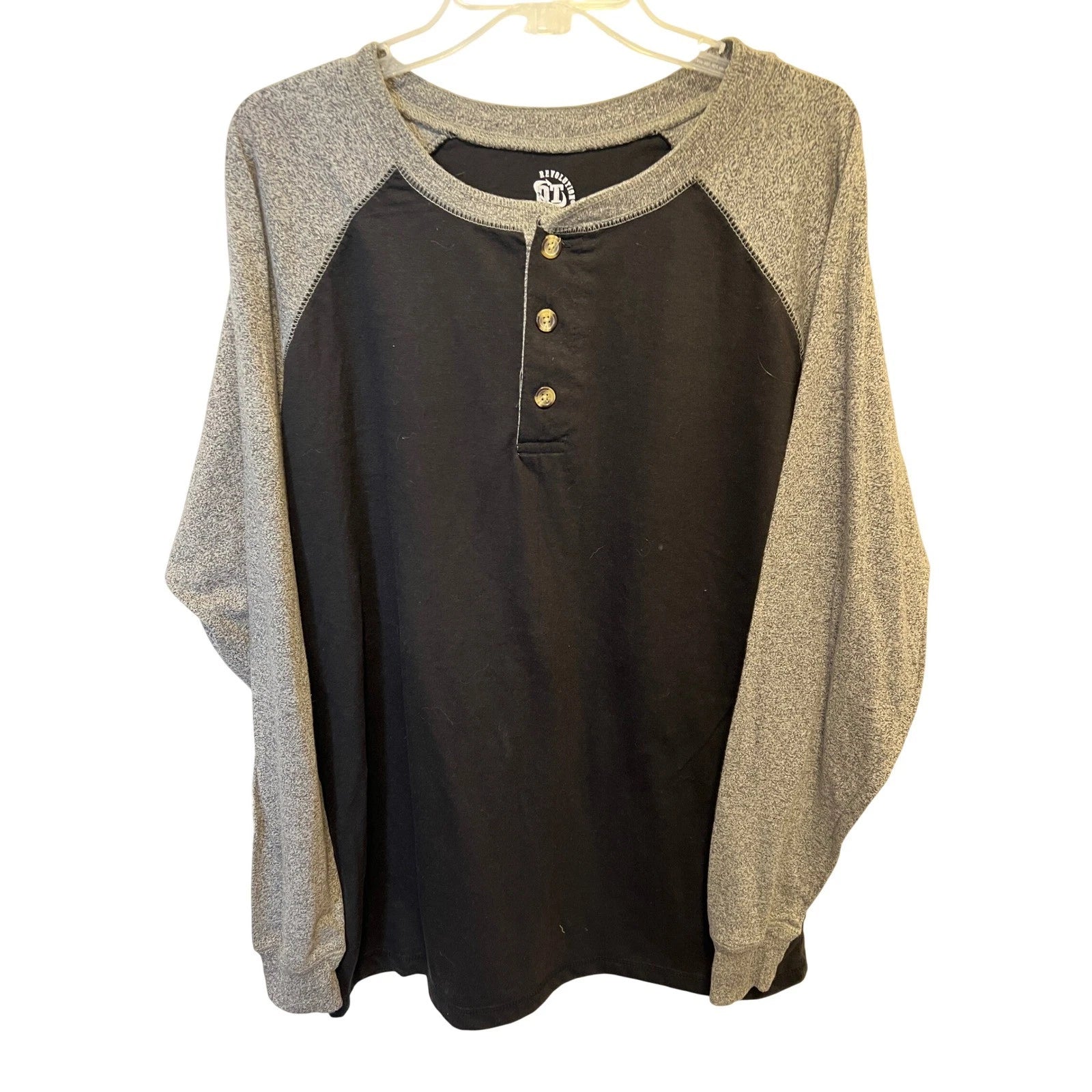 New other Revolution OT Mens XL Henley Shirt Blk Heather Grey Raglan Long Sleeve