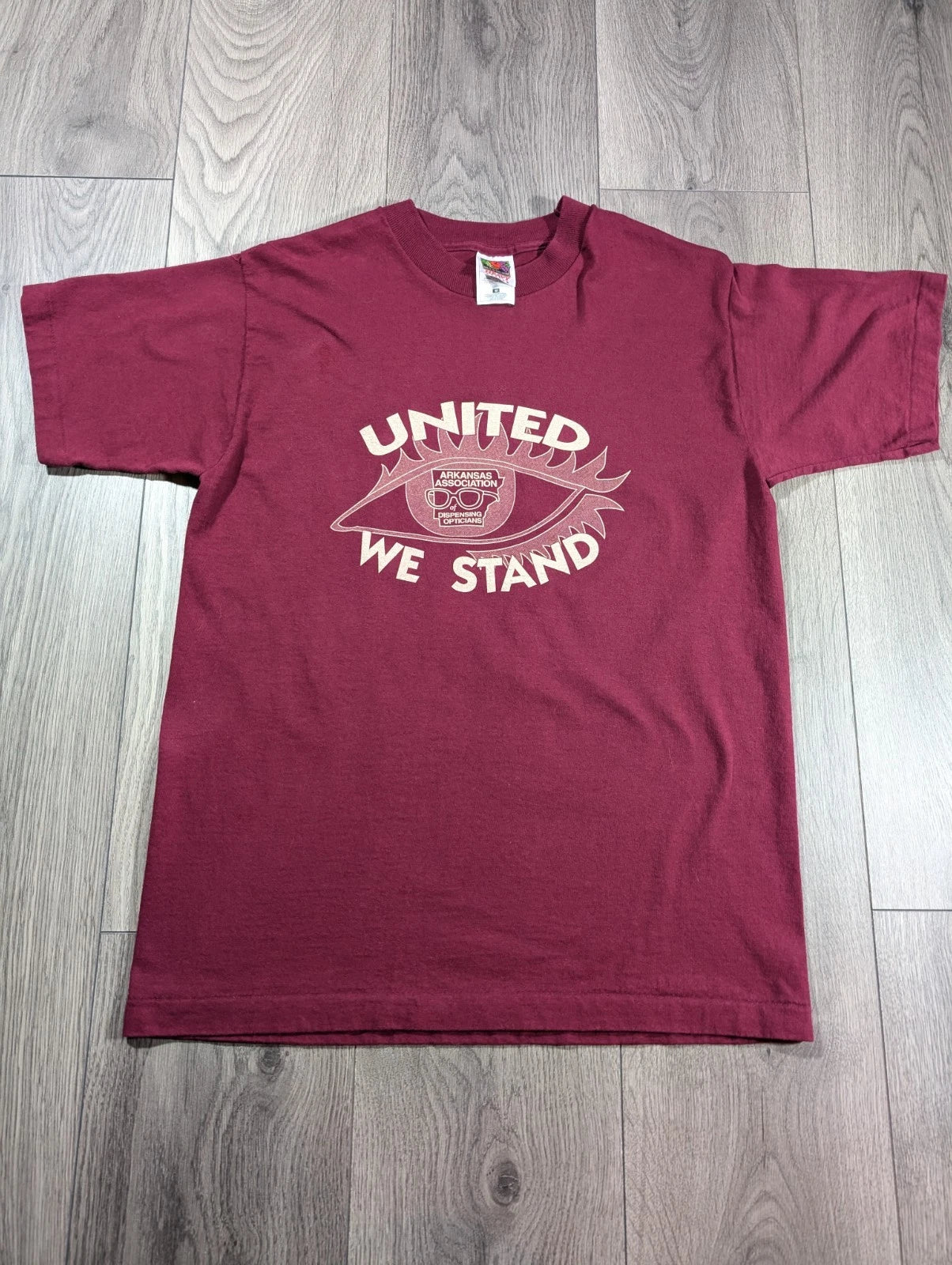 Vintage Burgundy United We Stand Graphic T-Shirt Fruit of the Loom Heavy Cotton