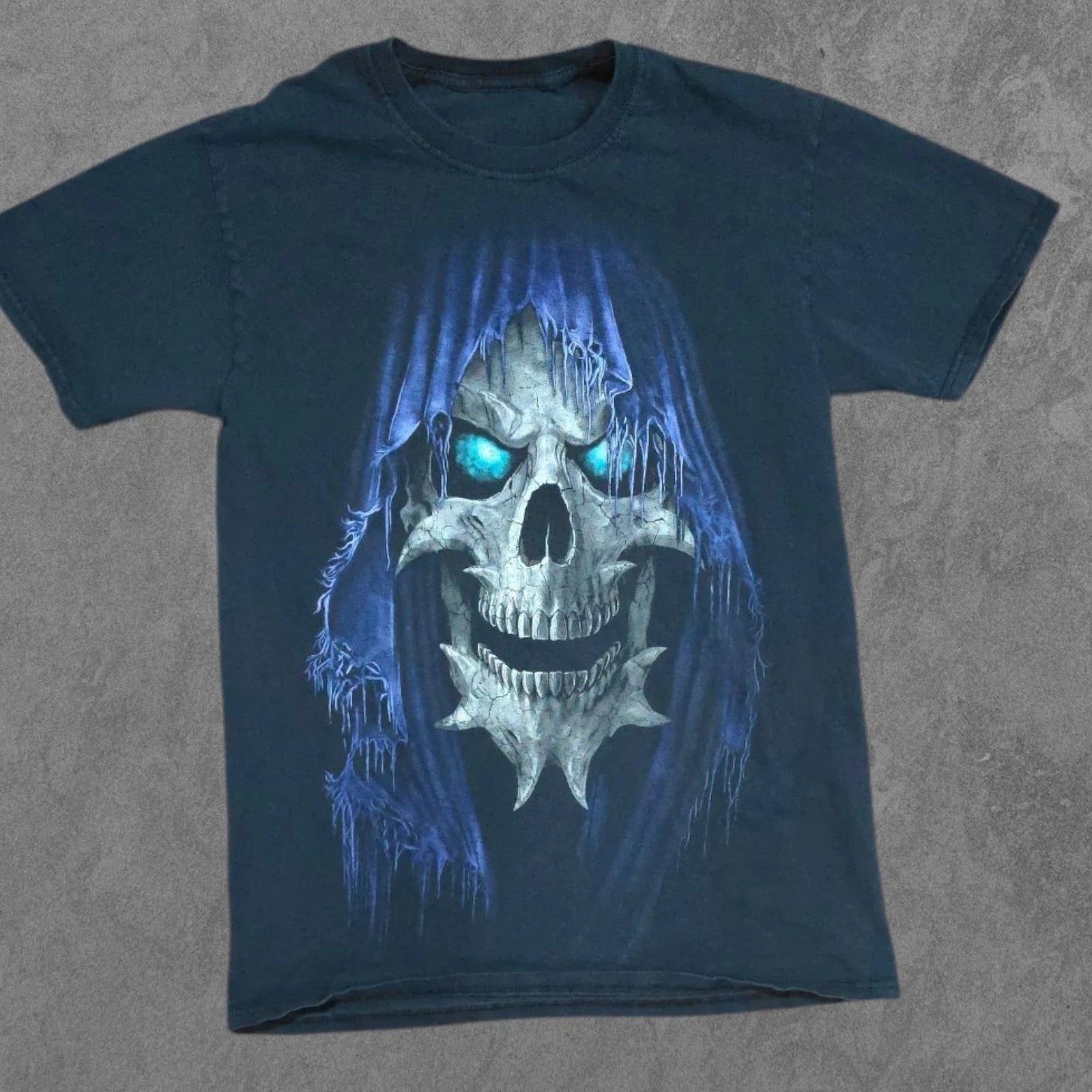 Vintage Y2K Grunge Grim Reaper Goth Skull Shirt Small