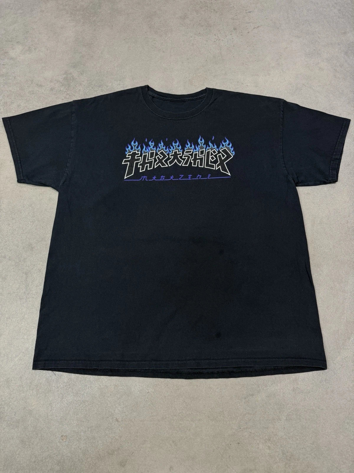 Vintage Y2K Thrasher Magazine Blue Flame Logo T Shirt Black X-Large Faded Skate