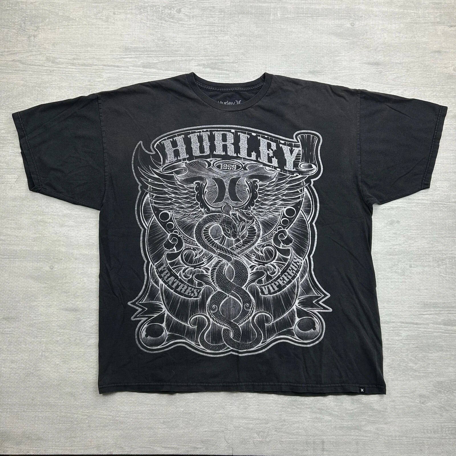 Vintage Y2K Hurley Shirt Adult 2XL Black Snakes Angel Wings Cyber Grunge