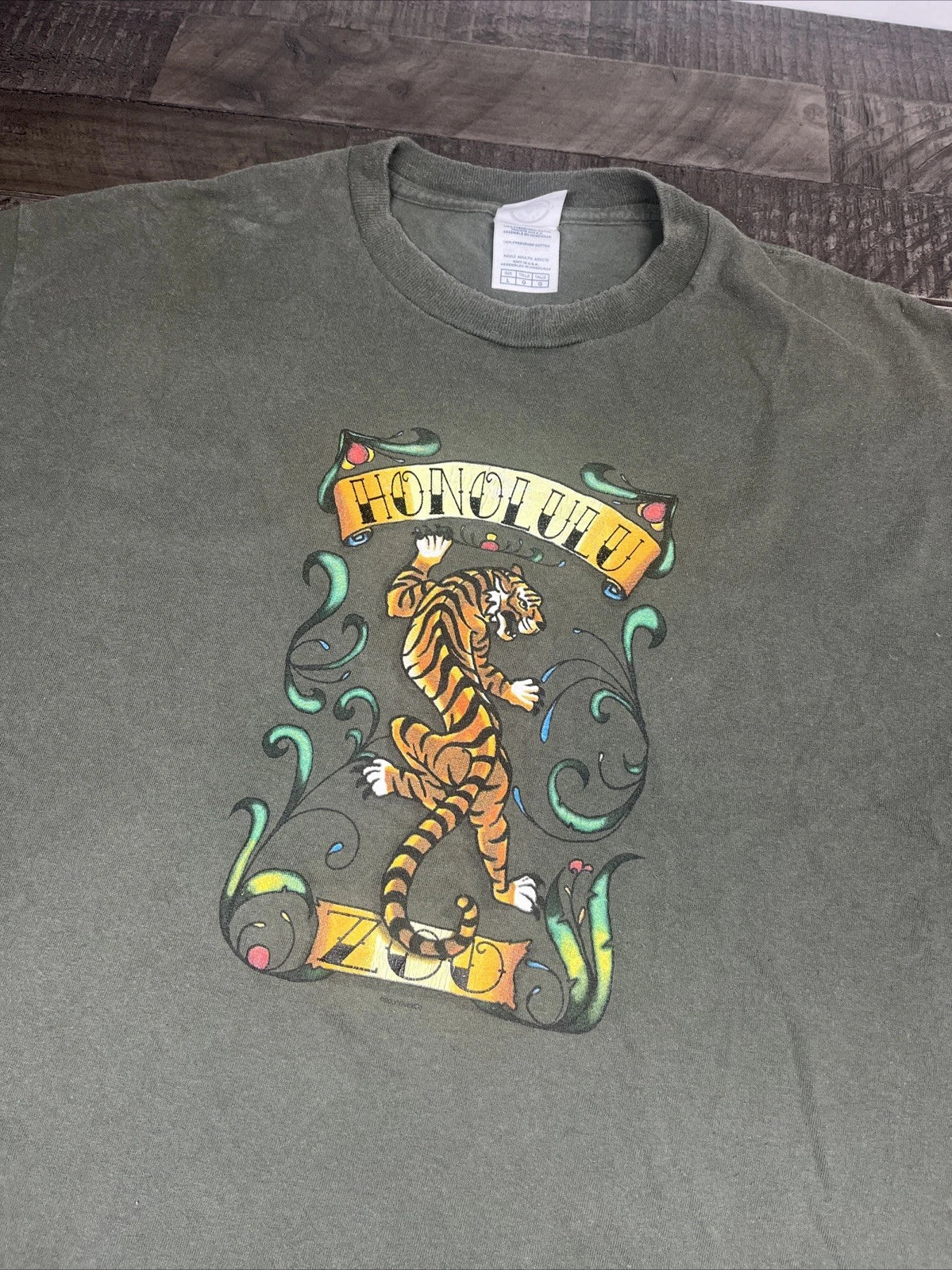 Y2K Honolulu Zoo Hawaii Tiger Souvenir Cotton T-shirt Size L