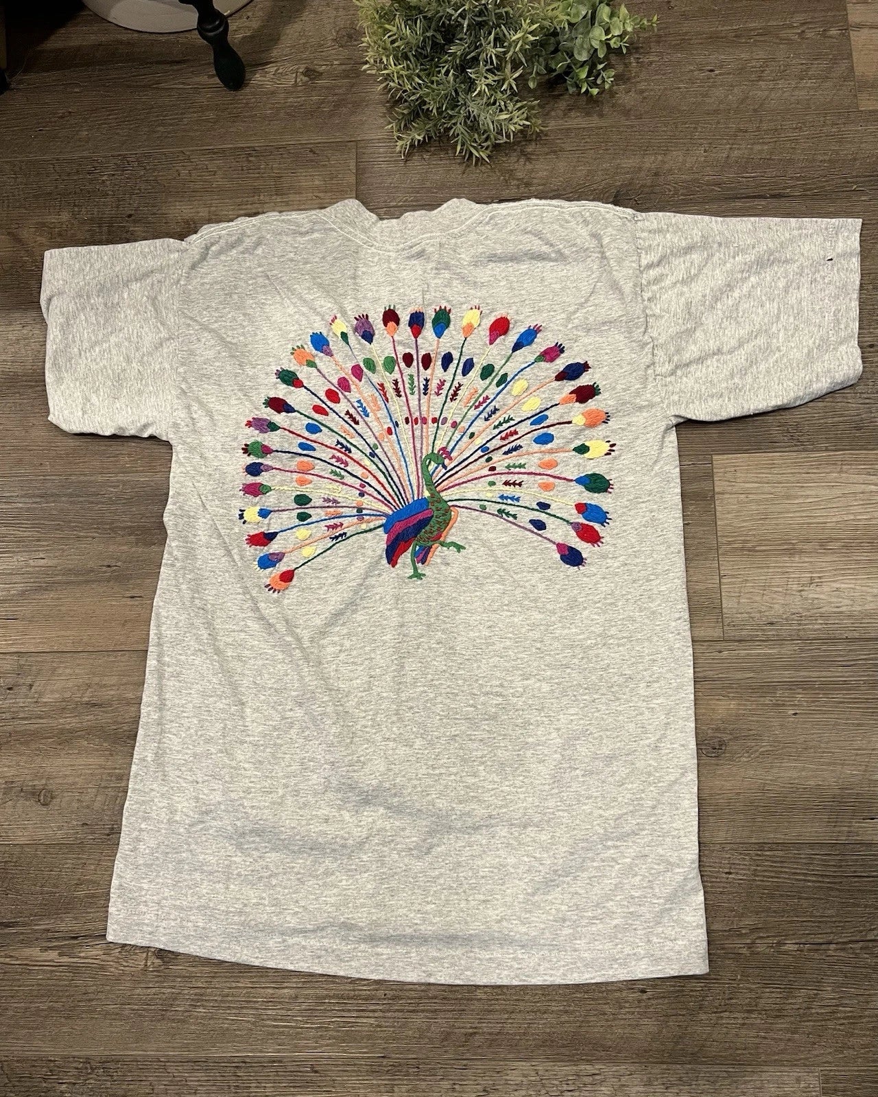 Coco Rock Vintage Grey & Colorful Embroidered Peacock Tee Shirt Sz XL Boho
