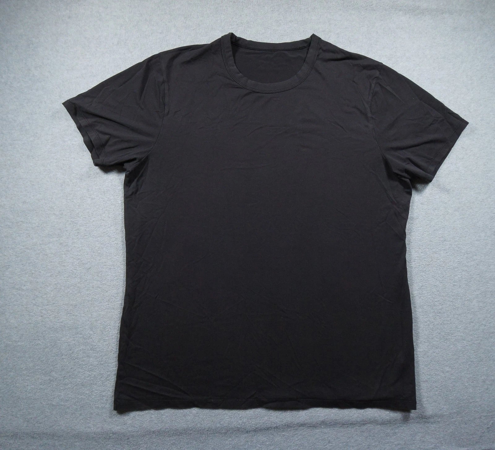 Lululemon Shirt Mens XLarge Black Short Sleeve Crewneck Casual Minimalist Tee
