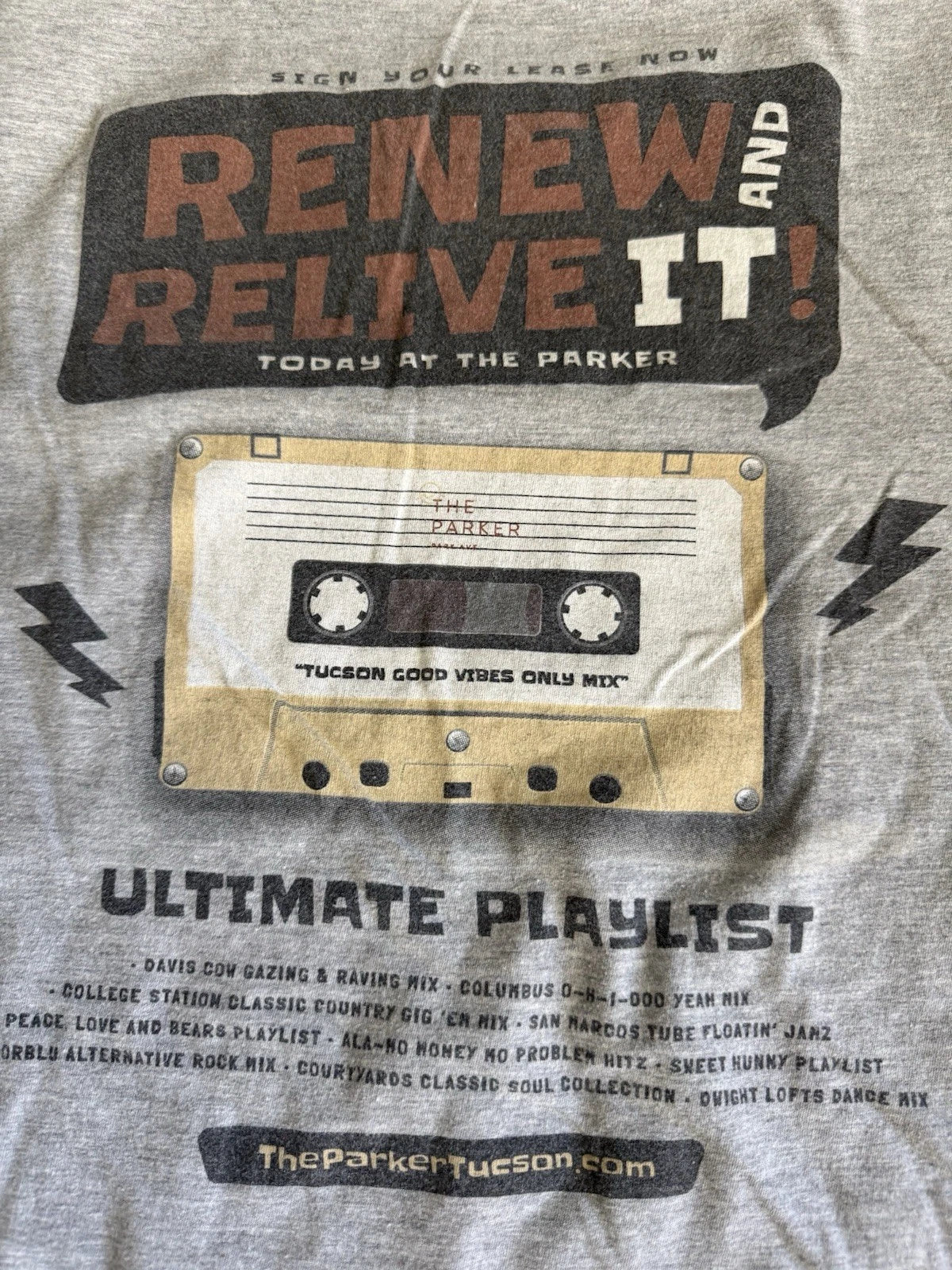 Ultimate Playlist Graphic T Shirt Gray Short Sleeve Men's Size XL 100 Cotton Y2K