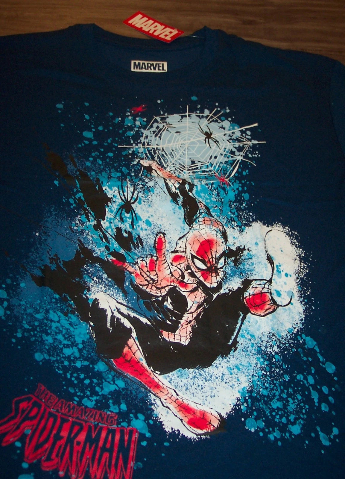 THE AMAZING SPIDER-MAN Spiderman T-Shirt MENS LARGE NEW Marvel Comics Pop Art