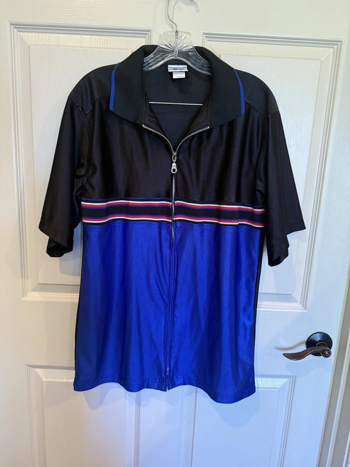 Street Culture Y2K Satin Zip Front Shirt Medium