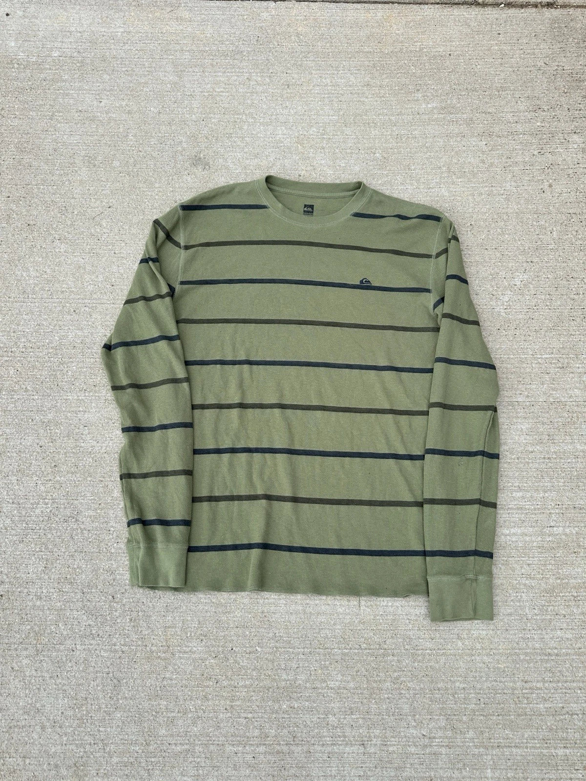 Vintage Y2K quiksilver Long sleeve striped thermal shirt