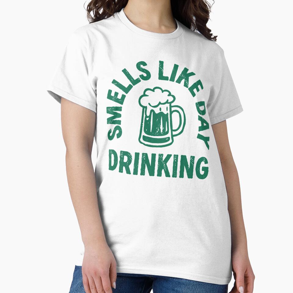 Smells Like Day Drinking – Retro Beer Badge T-Shirt by Slaw-Creation
