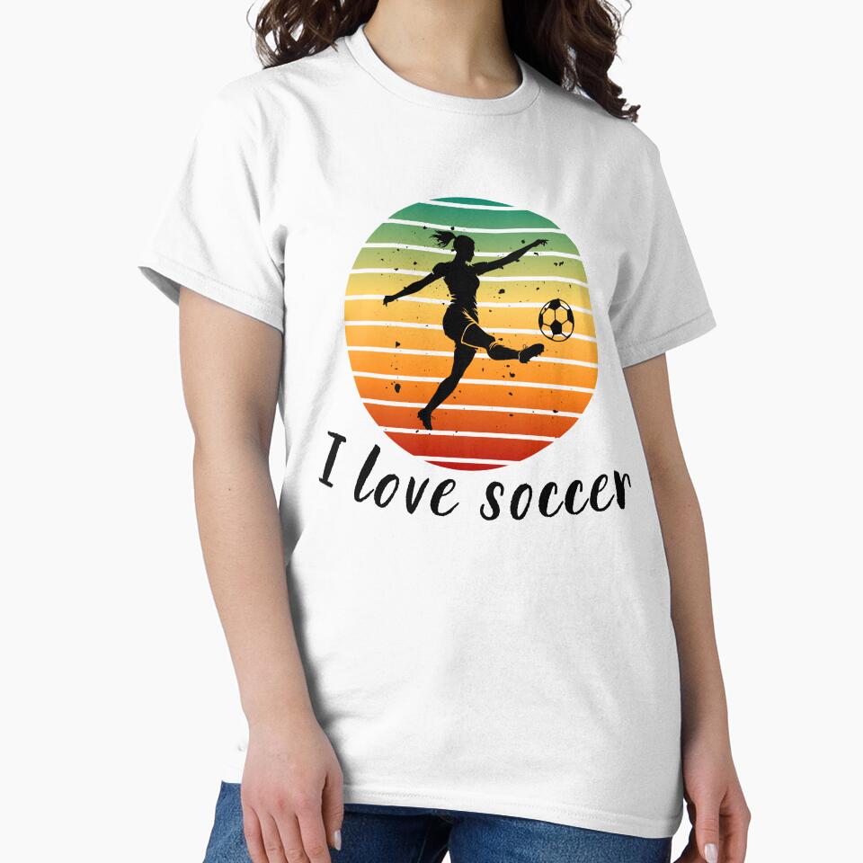 I love soccer (for woman) by ByCovee