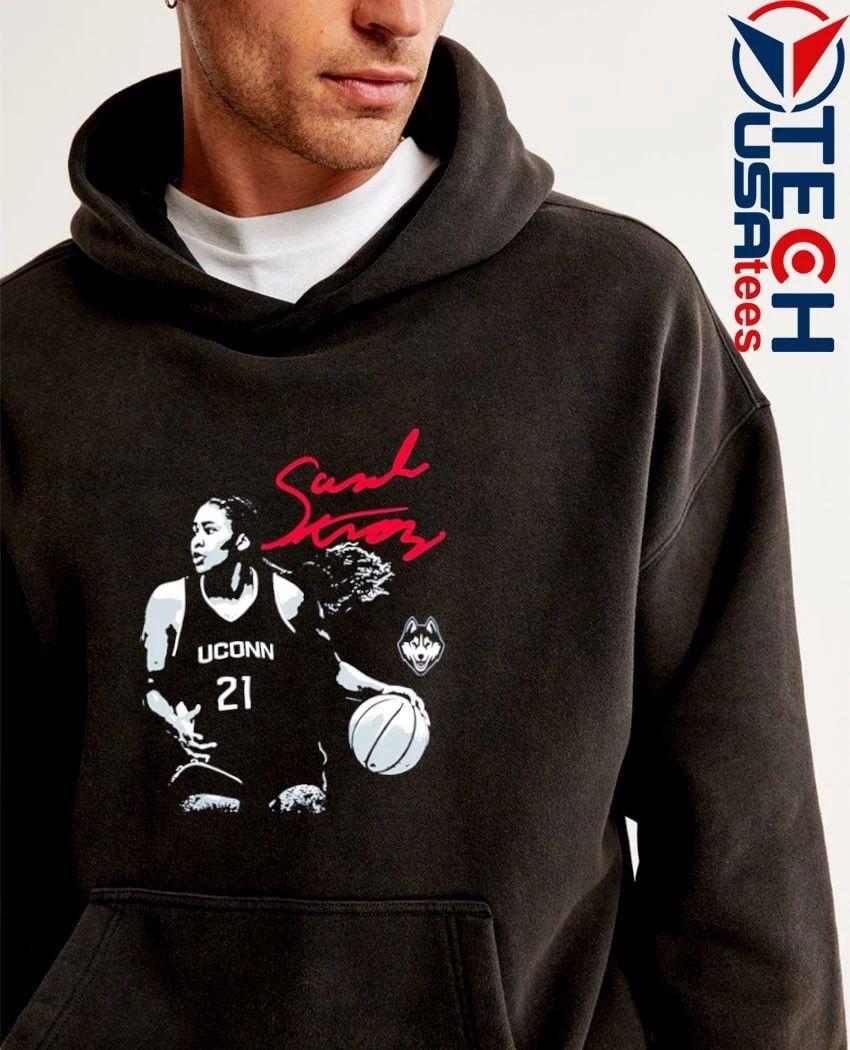 Sarah Strong #21 UConn Huskies Basketball signature graphic shirt